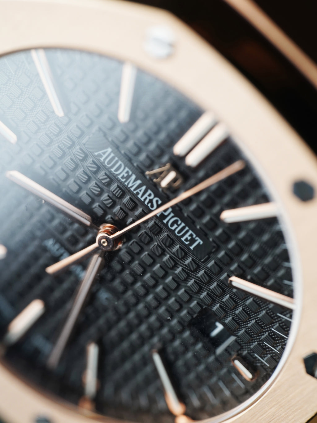 Audemars Piguet Royal Oak Selfwinding 15400OR.OO.D002CR.01