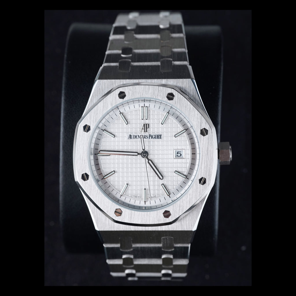 Audemars Piguet Royal Oak White Dial 41mm Stainless Steel 15500ST.OO.1220ST.04