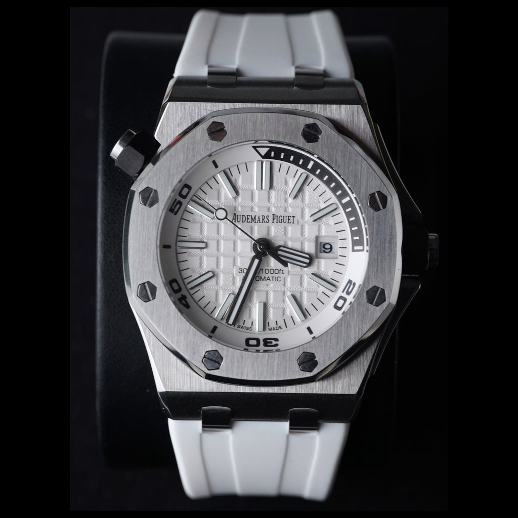 Audemars Piguet Royal Oak Offshore Diver “Admiral” 15710ST.OO.A010CA.01