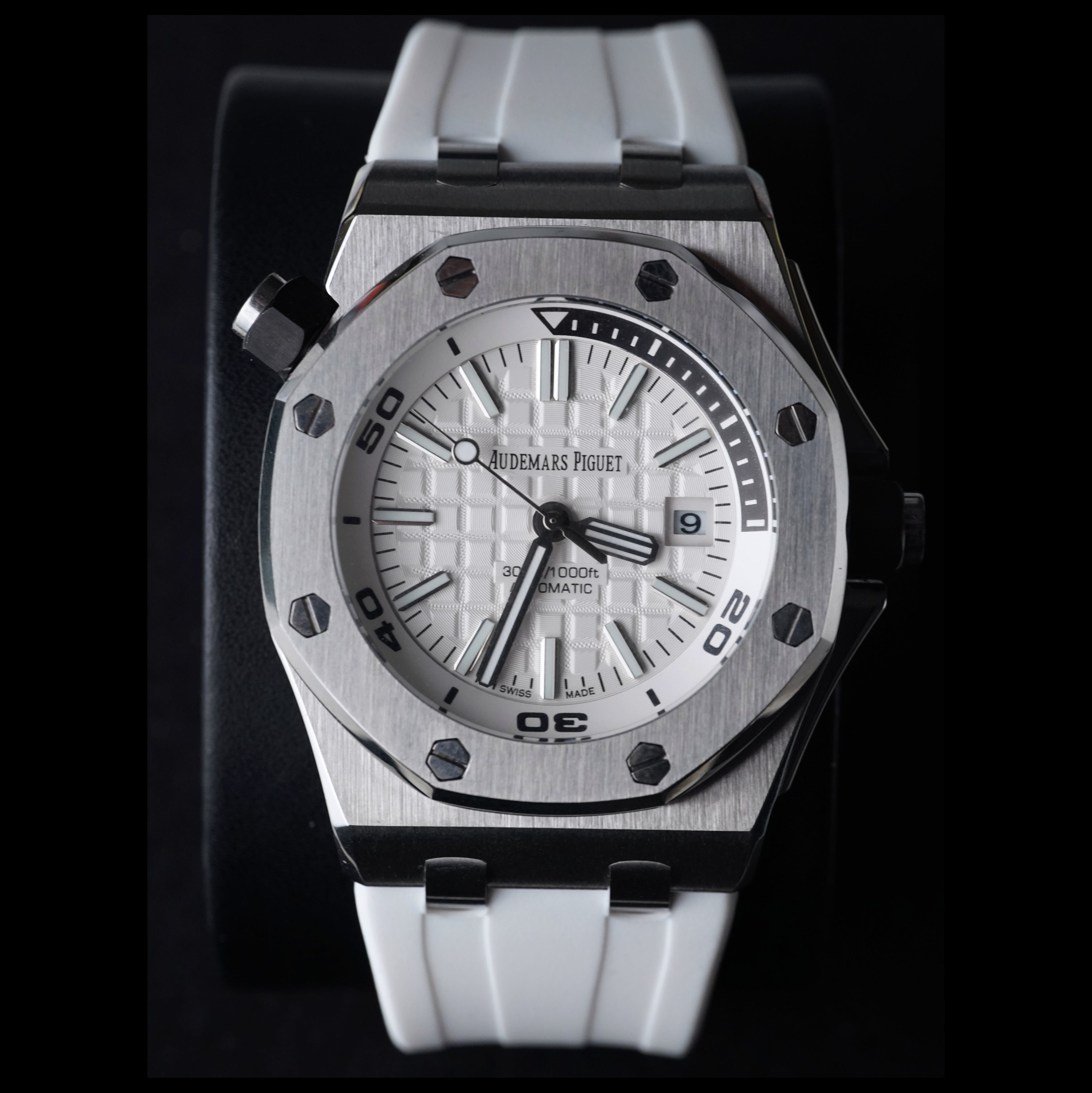 Audemars Piguet Royal Oak Offshore Diver “Admiral” 15710ST.OO.A010CA.01