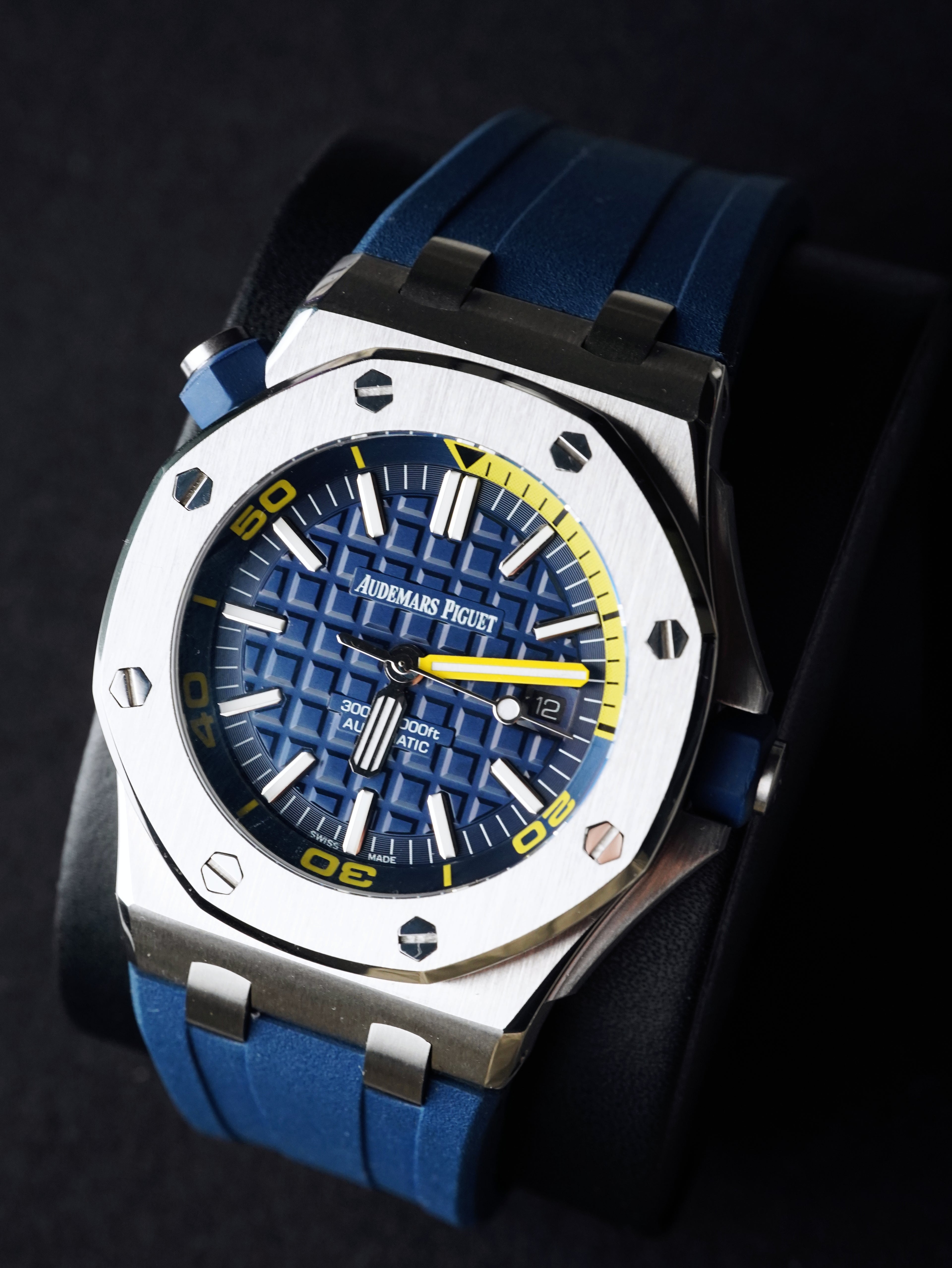 Audemars Piguet Royal Oak Offshore Diver 15710ST.OO.A027CA.01