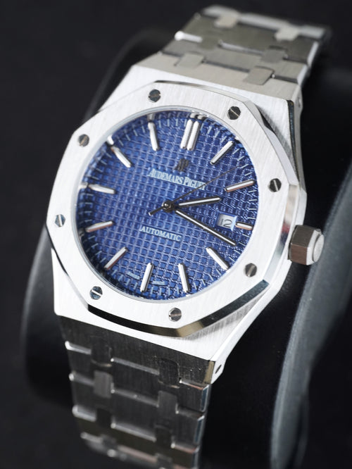 Audemars Piguet Royal Oak 41 mm, Blue Ref. 15500ST.OO.1220ST.01