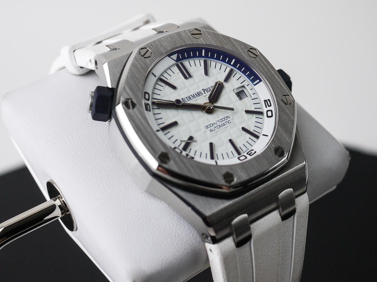 Audemars Piguet Royal Oak Offshore Diver “Admiral” 15710ST.OO.A010CA.01